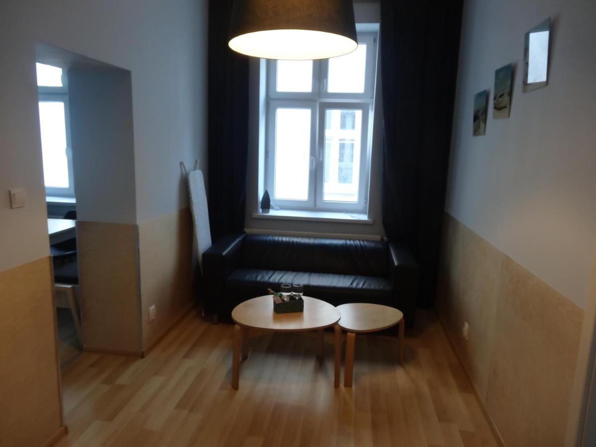 One More Night Apartment, Poznan Old Town Exteriör bild